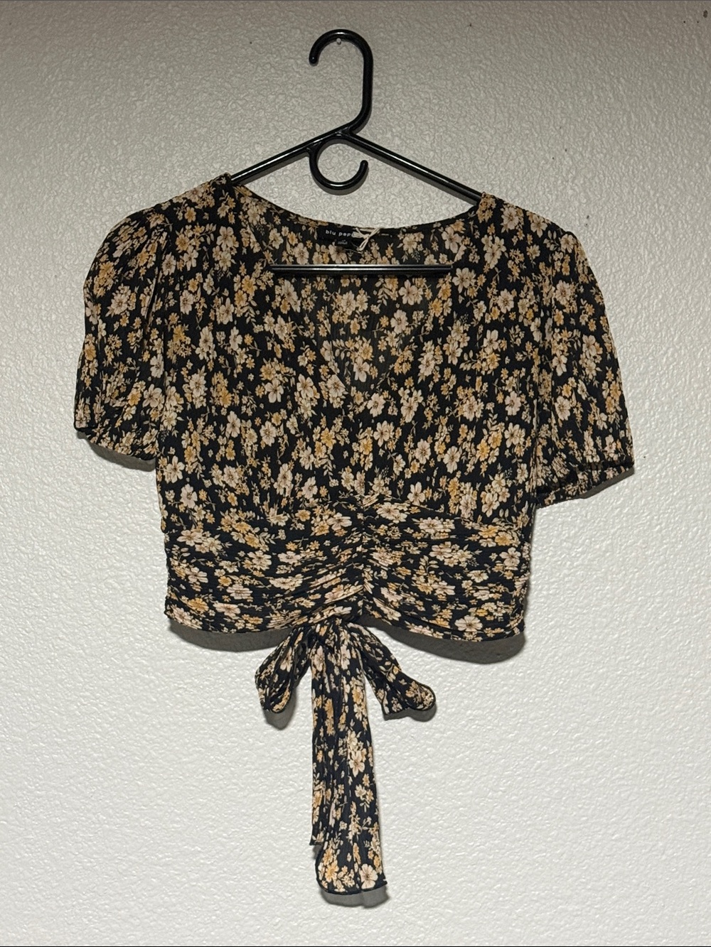 Blu Pepper Black Floral CropTop with Tie-Back. NWT